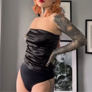 Mary Wyatt Black Satin Strapless Top NWT Size 12